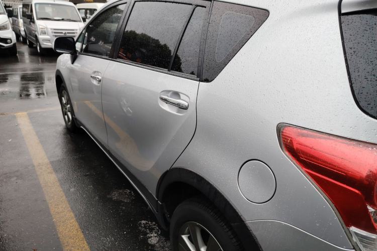 Used Toyota Verso 2015 180E CVT Crossover Edition
