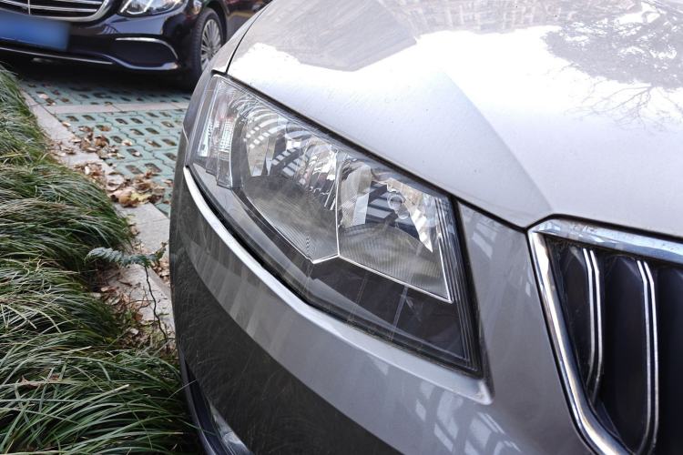 Used Skoda Octavia 2016 1.6L Manual Smart Drive Version