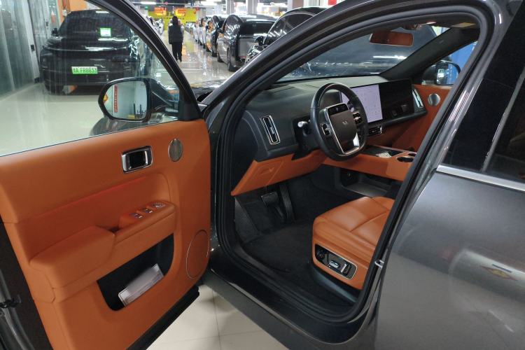 Used Li Auto L7 2024 Ultra Model
