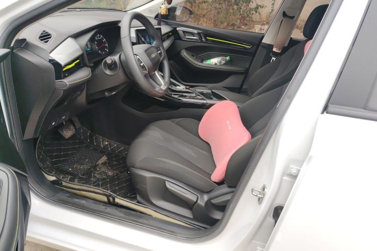 Used Roewe i5 2021 1.5L CVT Platinum Edition