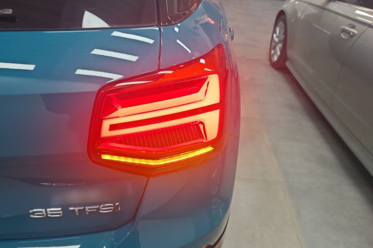 Used Audi Q2L 2018 35 TFSI Fashion Dynamic Version China V Emission Standard
