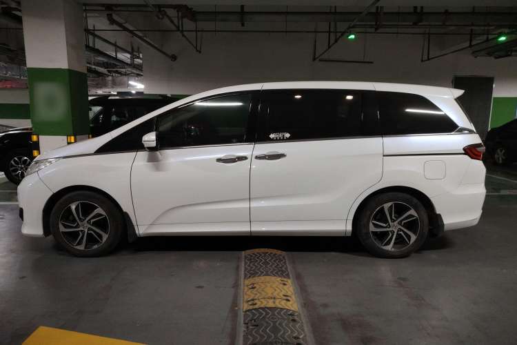 Used Honda Odyssey 2015 Updated Version 2.4L Smart Edition
