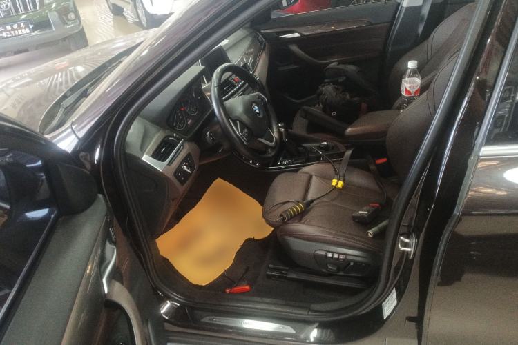 Used BMW X1 2018 sDrive18Li Luxury Model
