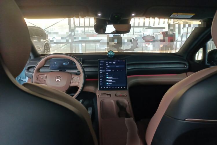 Used Nio ES6 2023 75 kWh
