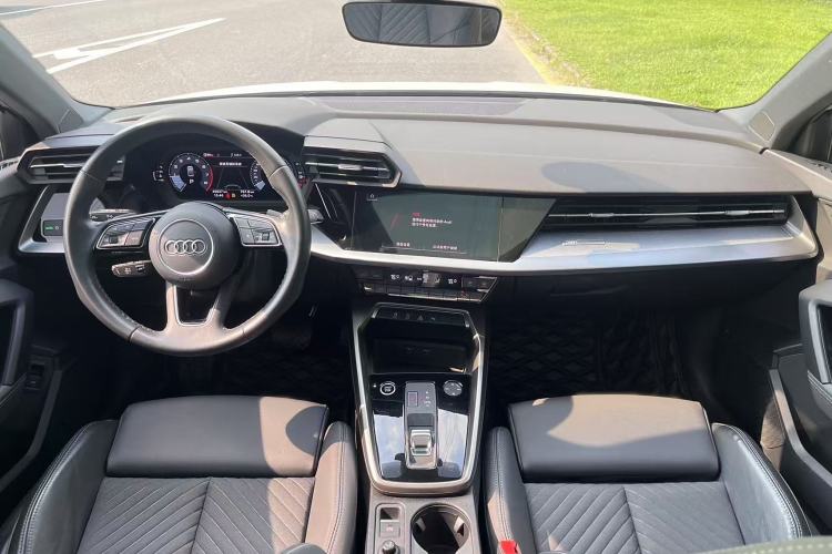 Used Audi A3 2022 A3L Limousine 35 TFSI Fashionable and Elegant Model
