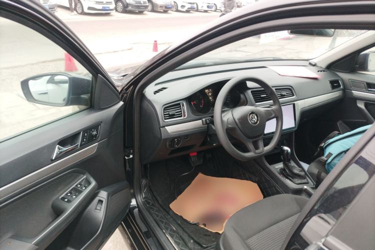 Used Volkswagen Lavida 2017 1.6L Automatic Fashion Edition
