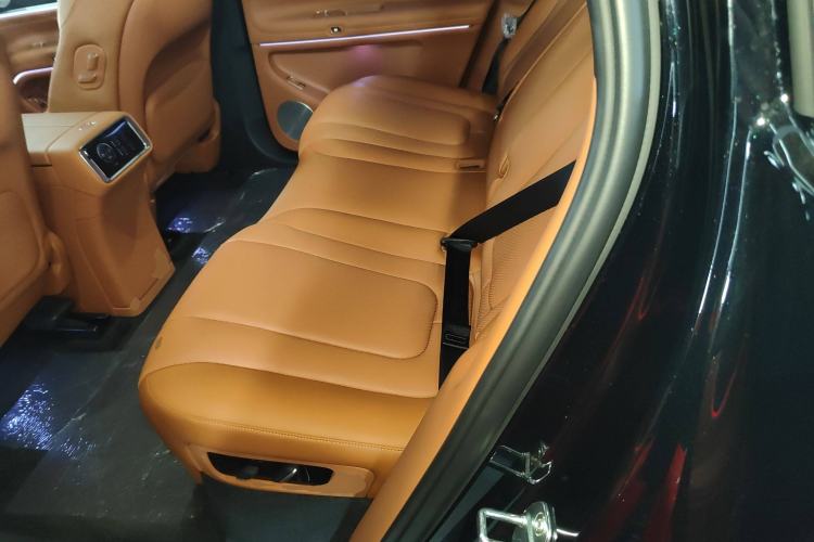 Used Hima AITO M9 2025 All-Electric Ultra Version 100 kWh 5-Seater Model
