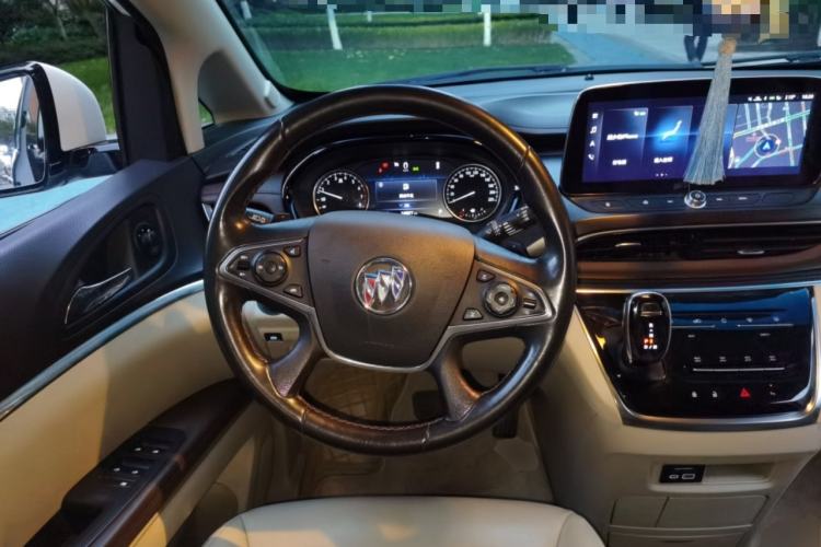 Used Buick GL8 2020 Land Business Class 652T Luxury Model
