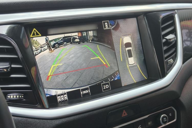 Used GAC Trumpchi GS7 2017 320T Two-Wheel-Drive Luxury Smart Connectivity Model
