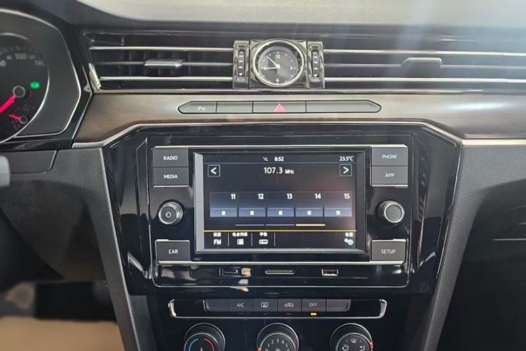 Used Volkswagen Magotan 2019 330TSI DSG Leading Model China VI Standard
