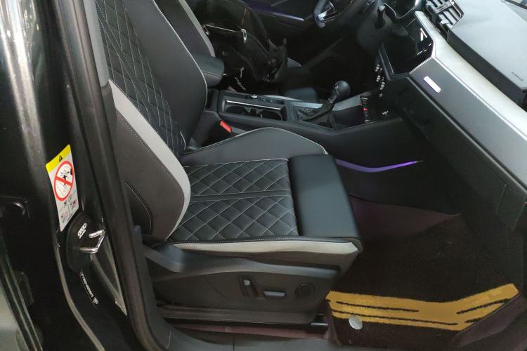 Used Audi Q3 2024 40 TFSI Fashion Dynamic Model
