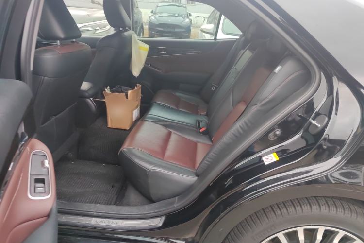 Used Toyota Crown 2018 2.0T Sport Edition
