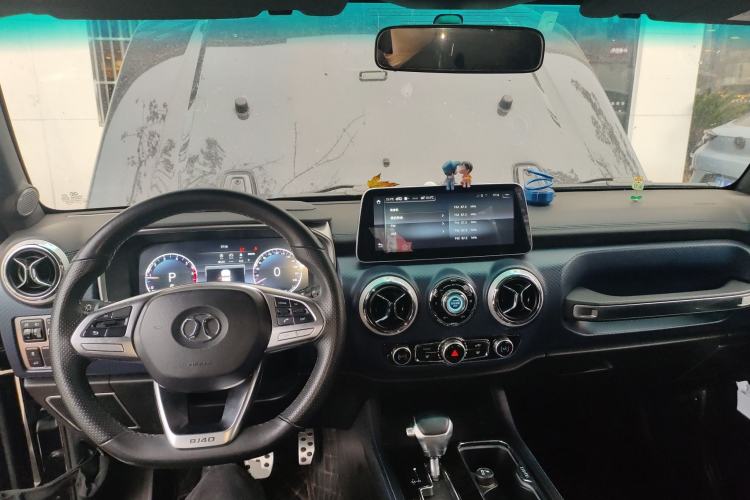 Used Beijing Auto BJ40 2018 PLUS 2.3T Automatic Four-Wheel Drive Premium Edition China V
