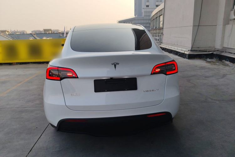 Used Tesla Model Y 2024 Rear-Wheel-Drive Version
