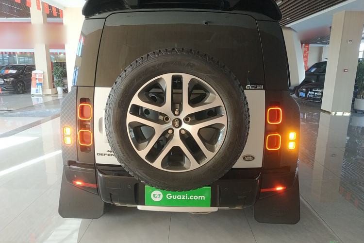 Used Land Rover Defender 2022 110 P400 Dark Edition