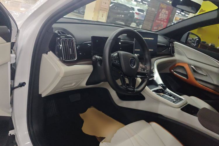 Used BYD Song Pro New Energy 2022 DM-i 51km Prestige Model
