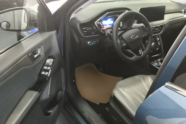 Used Ford Escape 2020 EcoBoost 245 Two-Wheel-Drive Titanium Edition
