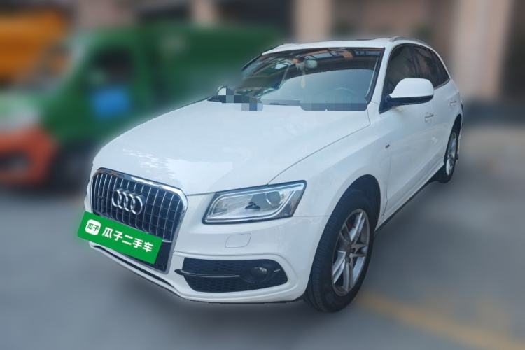 Used Audi Q5 2018 Collector's Edition 40 TFSI Technology Model