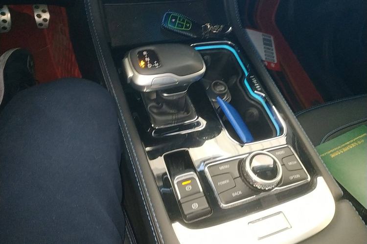 Used Beijing Auto BJ40 2023 2.0T Automatic Four-Wheel Drive Urban Hunter Edition Chivalrous Type
