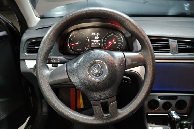 Used Volkswagen Gran Lavida 2013 1.4 TSI Automatic Comfort Model