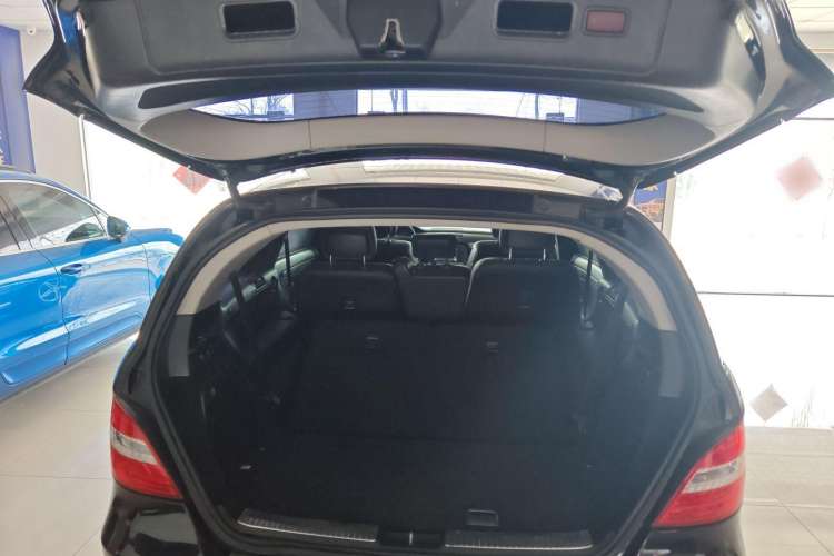 Used Mercedes-Benz R-Class 2014 R 320 4MATIC Business Model
