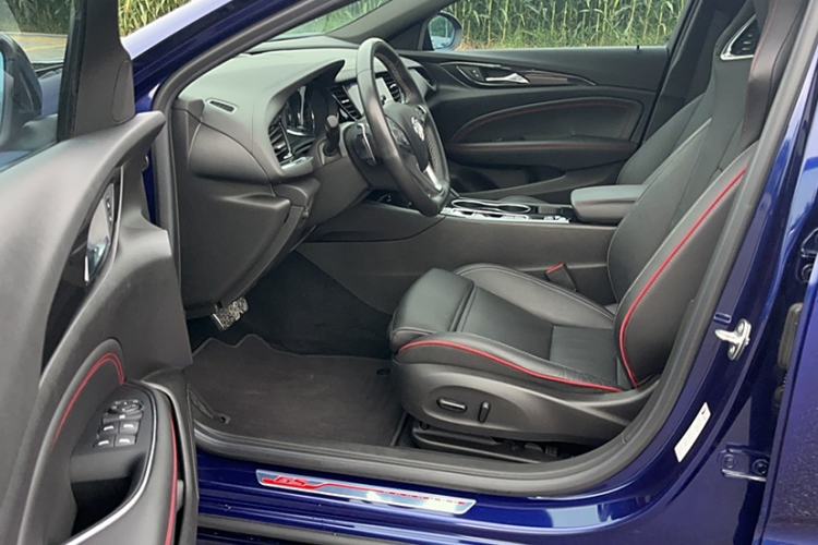 Used Buick Regal 2020 GS 28T Elite Model
