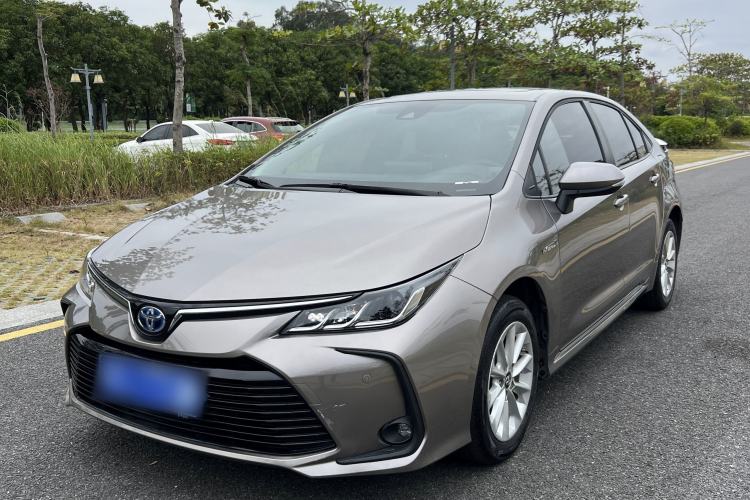 Used Toyota Corolla 2022 Dual-Motor 1.8L E-CVT Pioneer Edition
