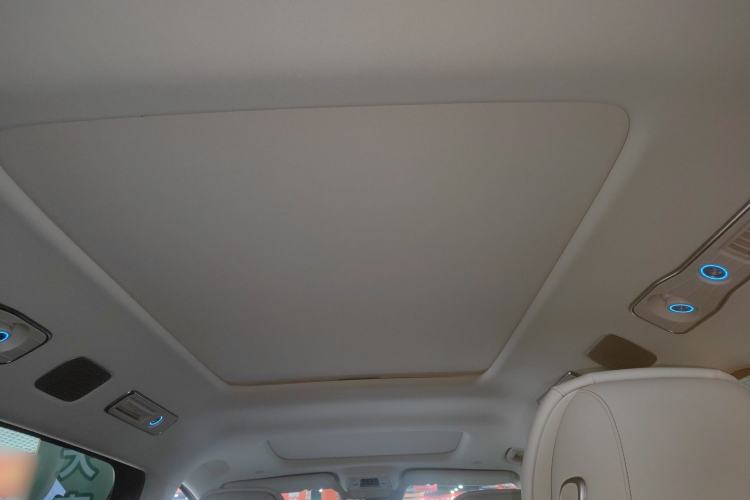 Used Denza D9 2025 DM-i Intelligent Drive 1020 Four-Wheel Drive Flagship Model