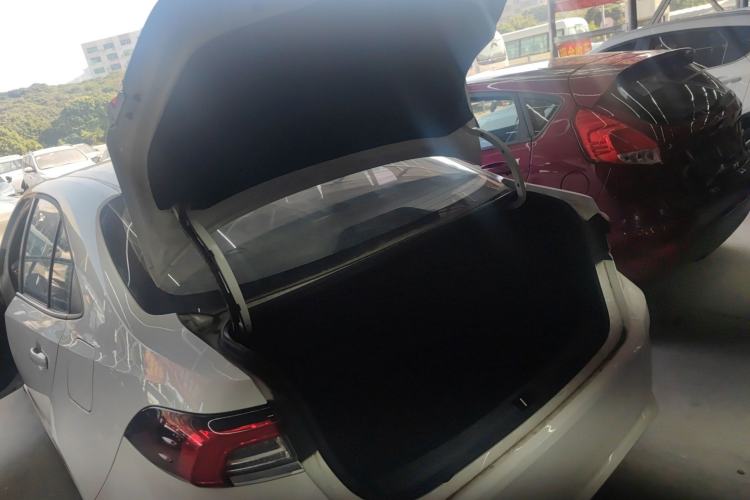 Used Toyota Corolla 2023 1.8L Smart Electric Hybrid Dual-Motor Elite Edition
