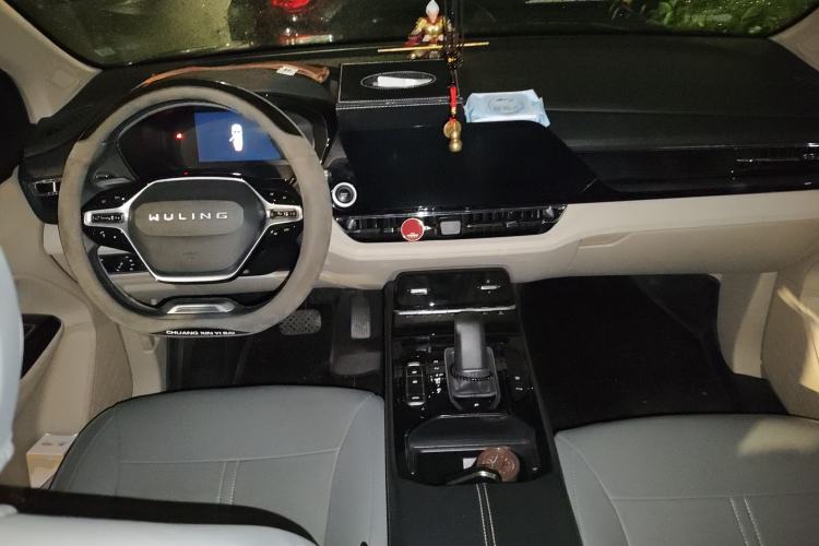 TDK.VehicleDetails.img