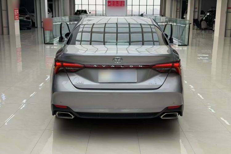 Used Toyota Avalon 2019 2.0L XLE Premium Edition China VI
