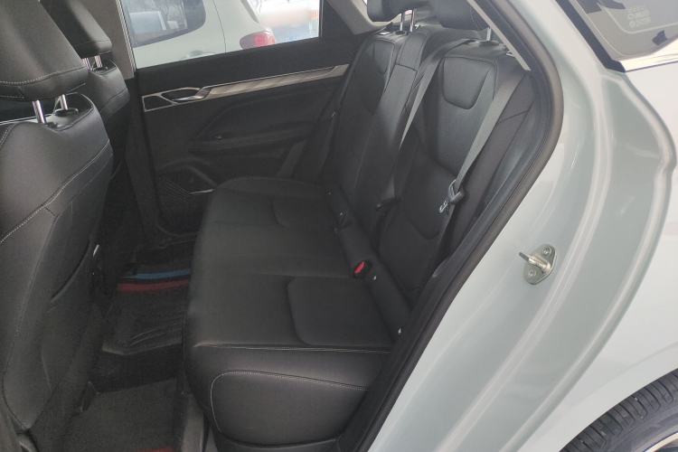 Used Geely Auto Emgrand L HiP 2024 Longteng Edition 1.5TD-DHT Pro 100KM Superior Model