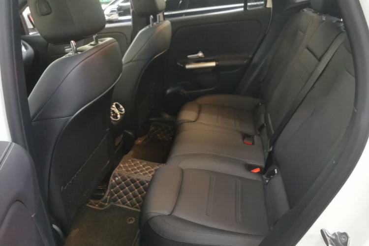 Used Mercedes-Benz GLA 2020 GLA 180
