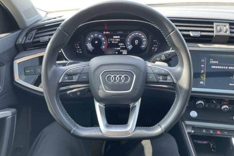 Used Audi Q3 2020 35 TFSI Fashion Dynamic Model
