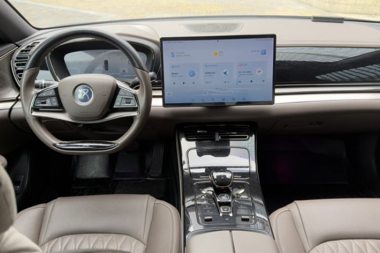 Used BYD Han 2023 EV Champion Edition 605KM Front-Drive Premium Model
