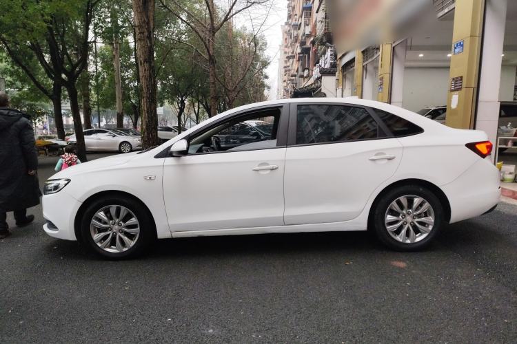 Used Buick GT 2018 15T Dual-Clutch Elite Model China V Standard
