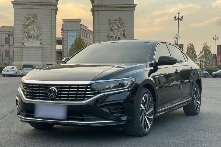 Used Volkswagen Passat 2022 330TSI Luxury Edition
