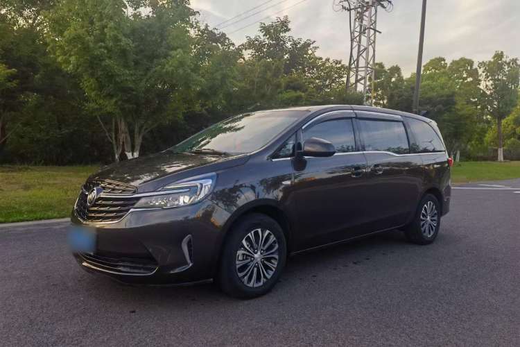 Used Buick GL8 2021 Land Cruiser Executive Class 652T Comfort Model
