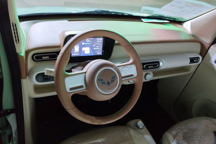 Used Wuling Hongguang MINIEV 2024 3rd Generation 215km Youth Edition