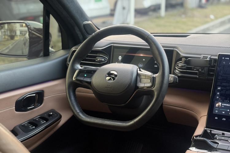 Used Nio ES8 2020 415 km Signature Edition 6-Seater Version
