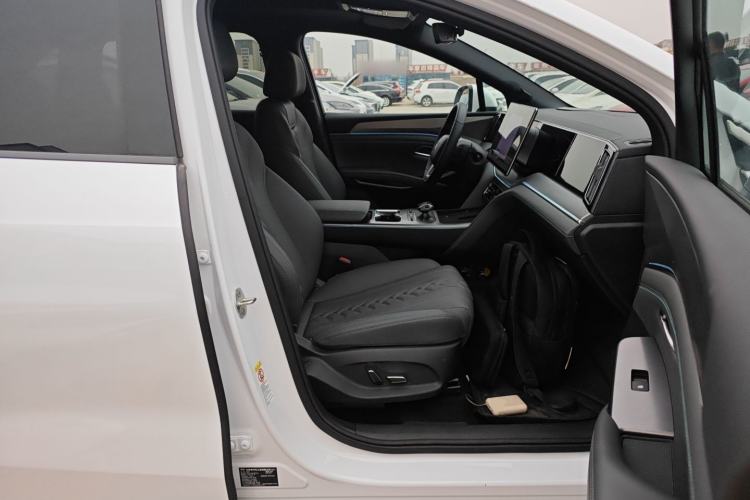 Used BYD Song L DM-i 2025 Intelligent Driving Version 160 km Beyond-Range Type
