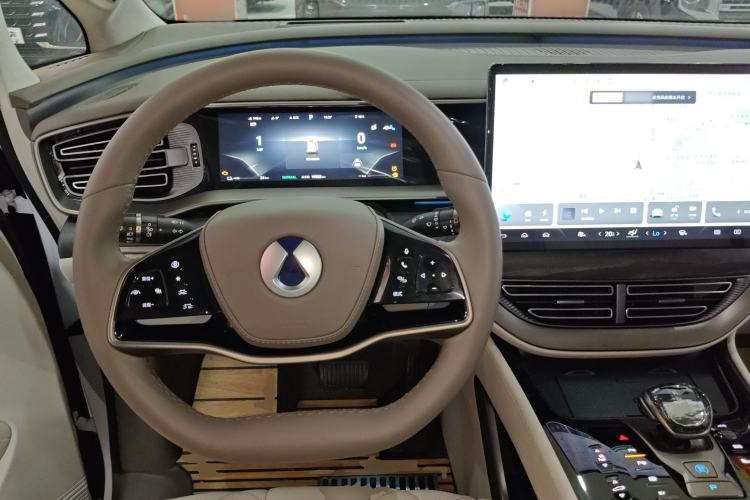 Used Denza D9 2022 DM-i 970 Four-Wheel Drive Flagship Model