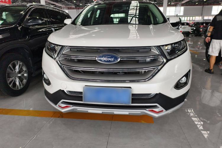 Used Ford Edge 2016 EcoBoost 245 Four-Wheel Drive Titanium Edition 7-Seater
