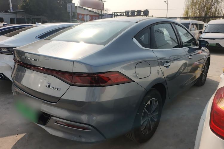 Used BYD Qin PLUS 2024 HONOR Edition DM-i 55KM Leading Model
