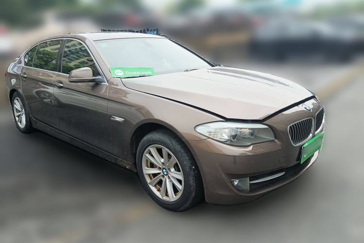 Used BMW 5 Series 2013 525Li Leading Model
