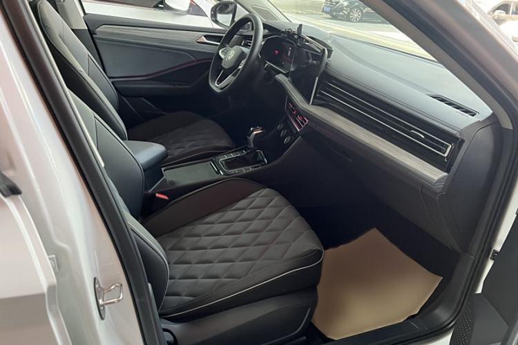 Used Volkswagen Sagitar 2025 300TSI DSG Excellence Edition
