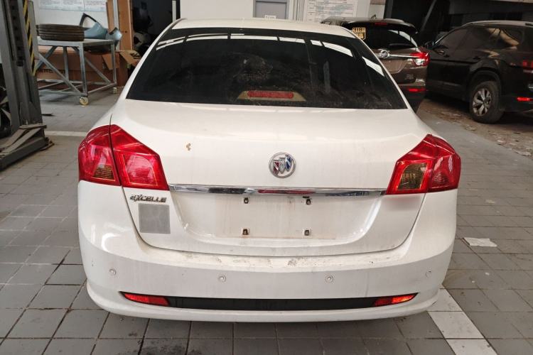 Used Buick Excelle 2013 1.5L Manual Classic Model
