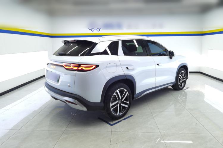 Used BYD Song L DM-i 2024 112 km Beyond Edition
