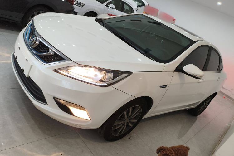 Used Changan Eado New Energy 2018 1.0T PHEV Navigation Model
