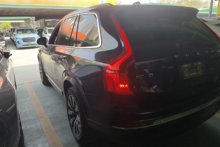 Used Volvo XC90 2023 B5 SmartDrive Luxury Edition 5 Seats